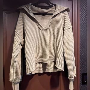 V-Neck Cropped Knit Sweater
